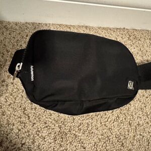 lululemon athletica Everywhere Black Belt Bag